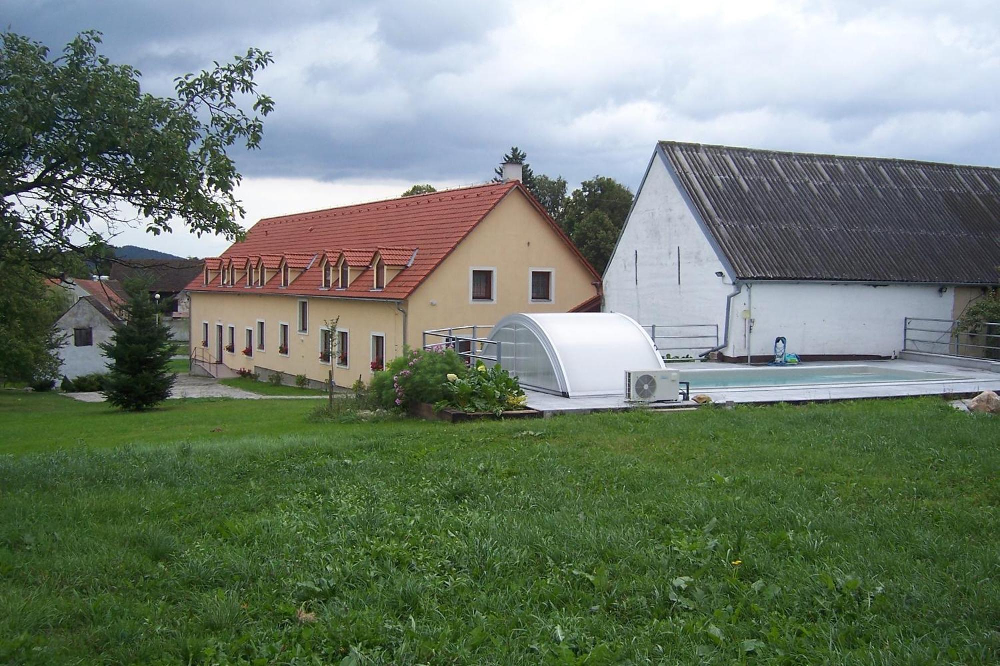 Penzion U Krumlova Srnin Exterior photo